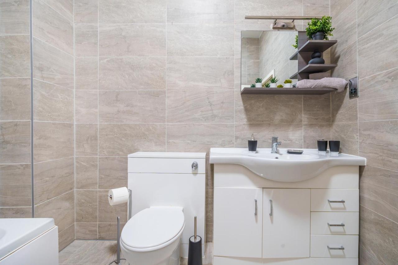Liverpool City Centre 2 Bedroom Apartment - Ideal For All Guest Types Ливерпуль Экстерьер фото