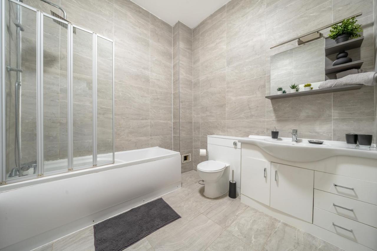 Liverpool City Centre 2 Bedroom Apartment - Ideal For All Guest Types Ливерпуль Экстерьер фото